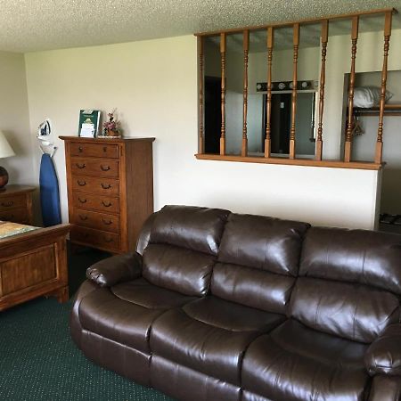 Cassville Four Seasons Inn&Suites Extérieur photo
